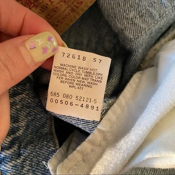 [LEVIS] VINTAGE 585 LIGHT MEDIUM WASH JEANS - Picture 6 of 10